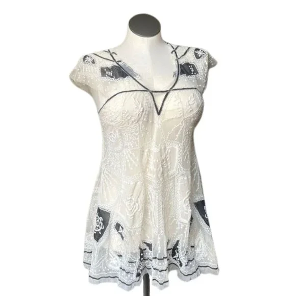 moulinette soeurs black lace dress Moulinette Soeurs Black & Cream Lace Dress Small Coquette Feminine Girly